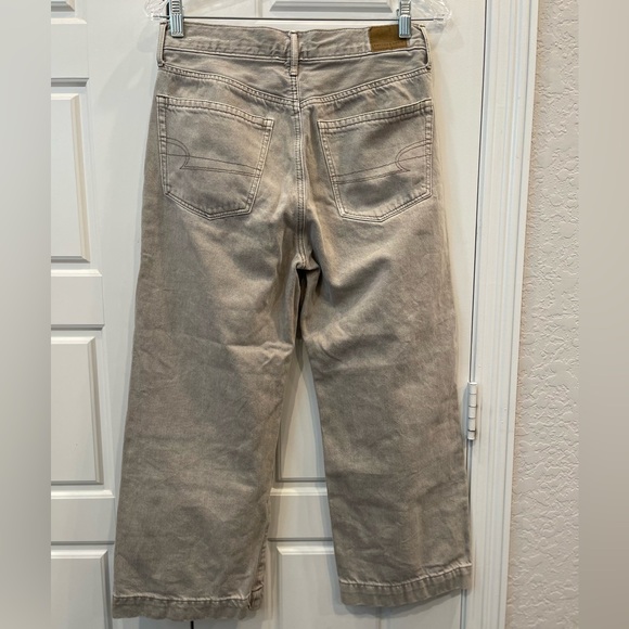 American Eagle Outfitters wide leg Crop Woman’s Jeans (washed out Gray) Size:8 - Picture 6 of 12